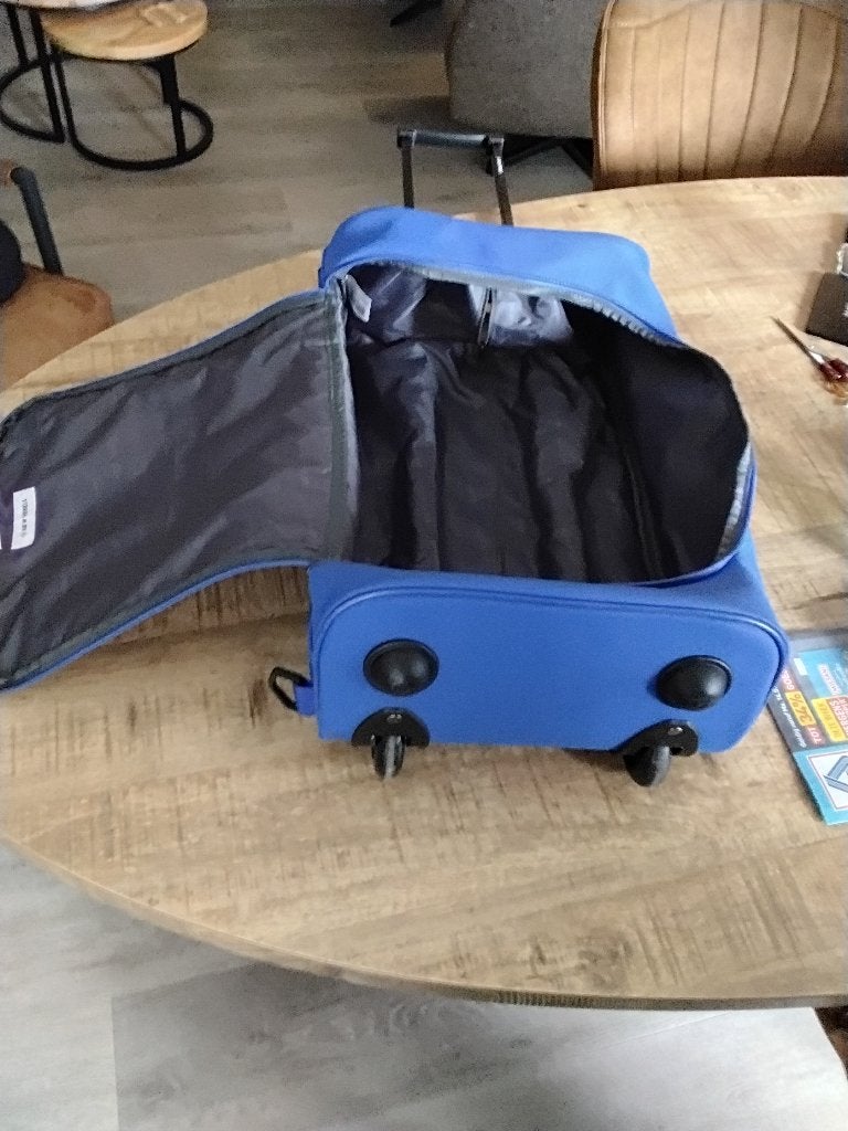 Te koop, handbagage koffer, Ophalen, Uitschuifbare handgreep, Minder dan 50 cm, Zo goed als nieuw