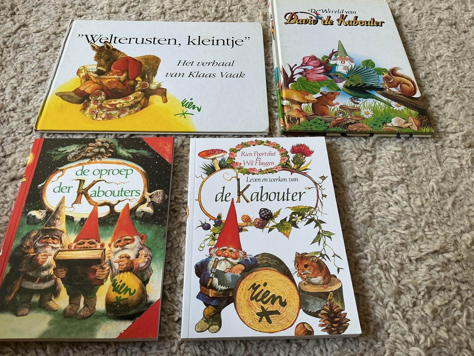 4 Kabouterboeken:Rien Poortvliet opbrogiro 555, Ophalen of Verzenden, Zo goed als nieuw