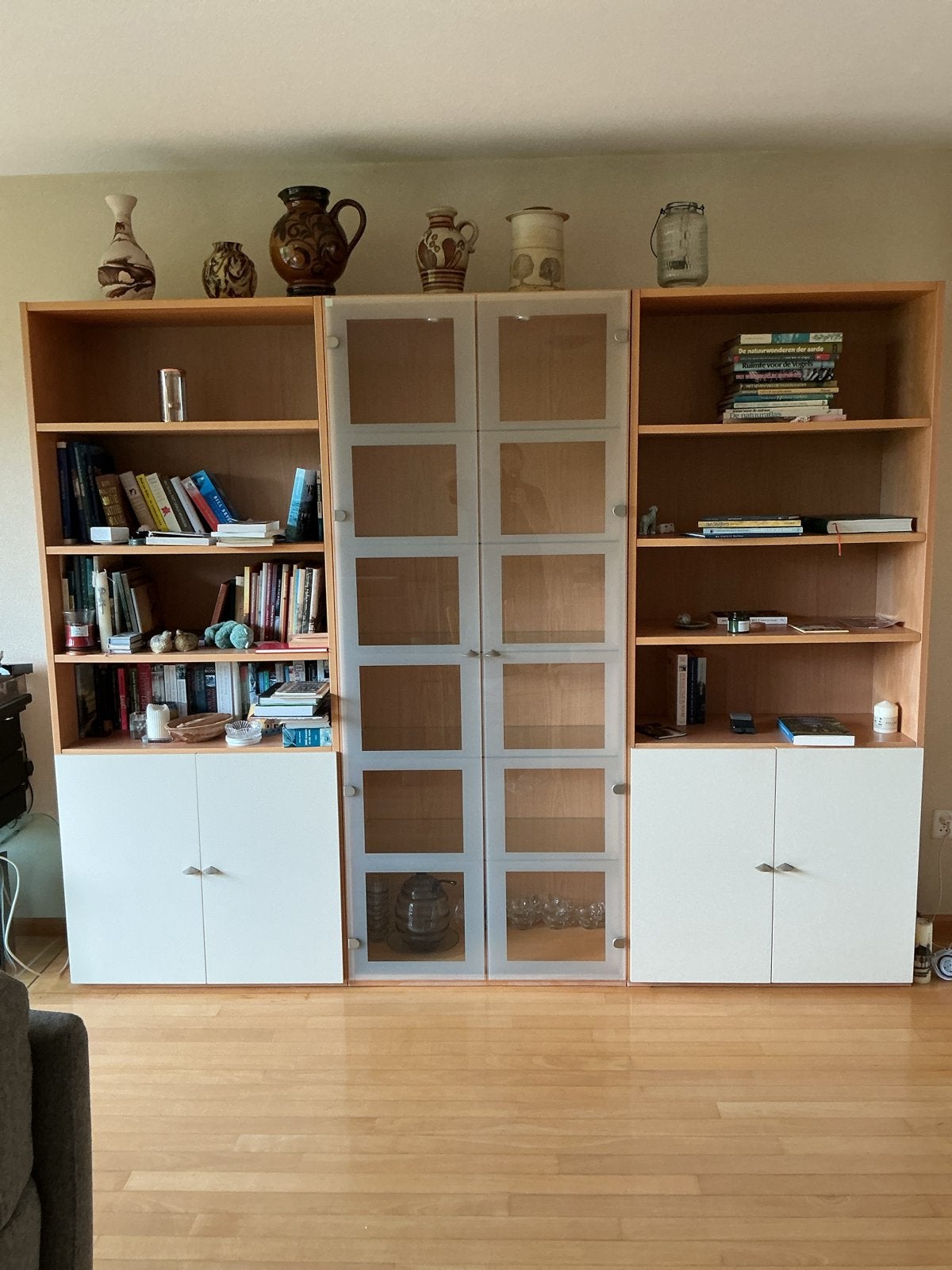Grote boekenkast met vitrinekast en opbergruimte, Ophalen, Gebruikt, 200 cm of meer, 25 tot 50 cm
