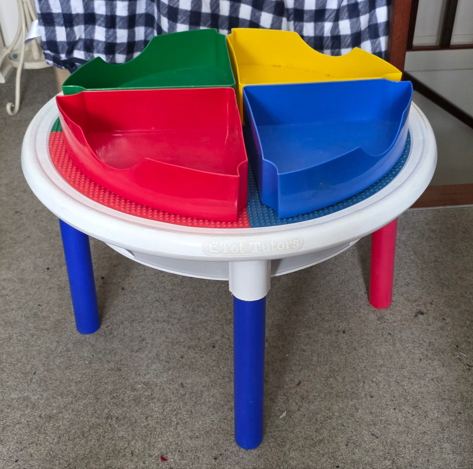 LEGO BOUW TAFEL MET VIER LADES, Ophalen