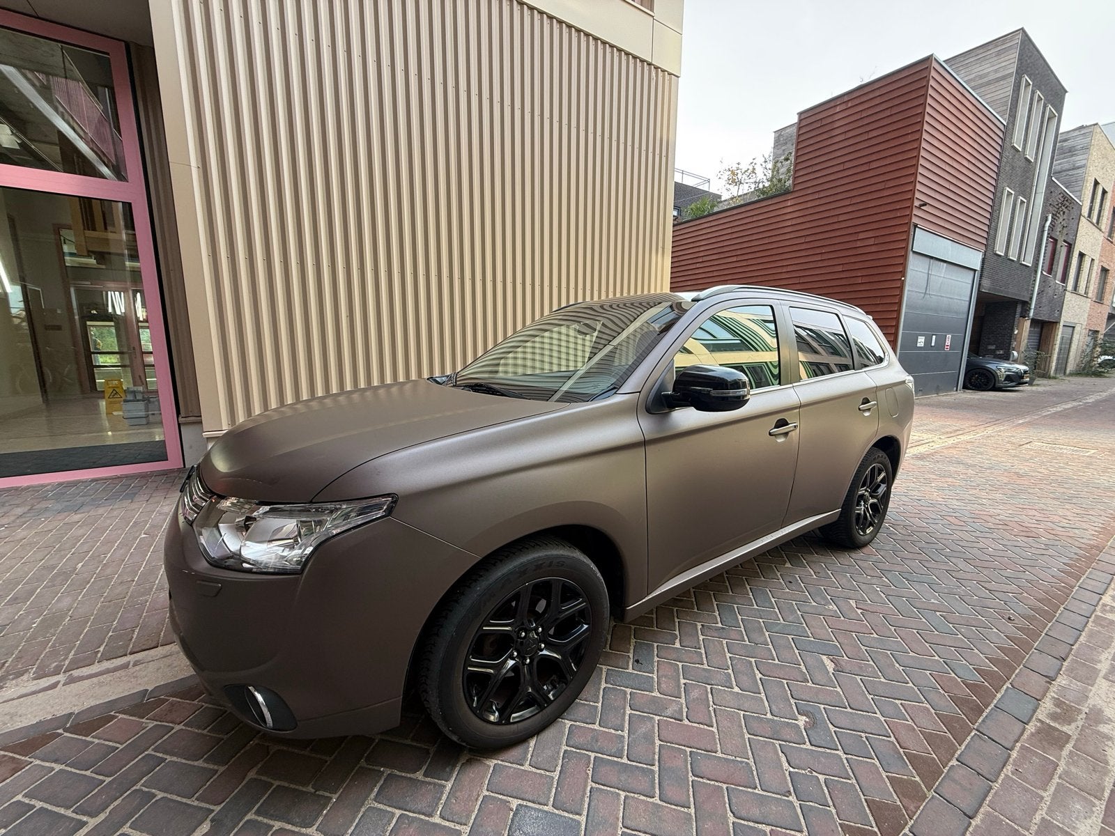 Mitsubishi Outlander 2.0 Dohc Mivec Phev 203pk 4WD CVT 5P, Auto's, 1998 cc, Outlander, 4 cilinders, Bedrijf