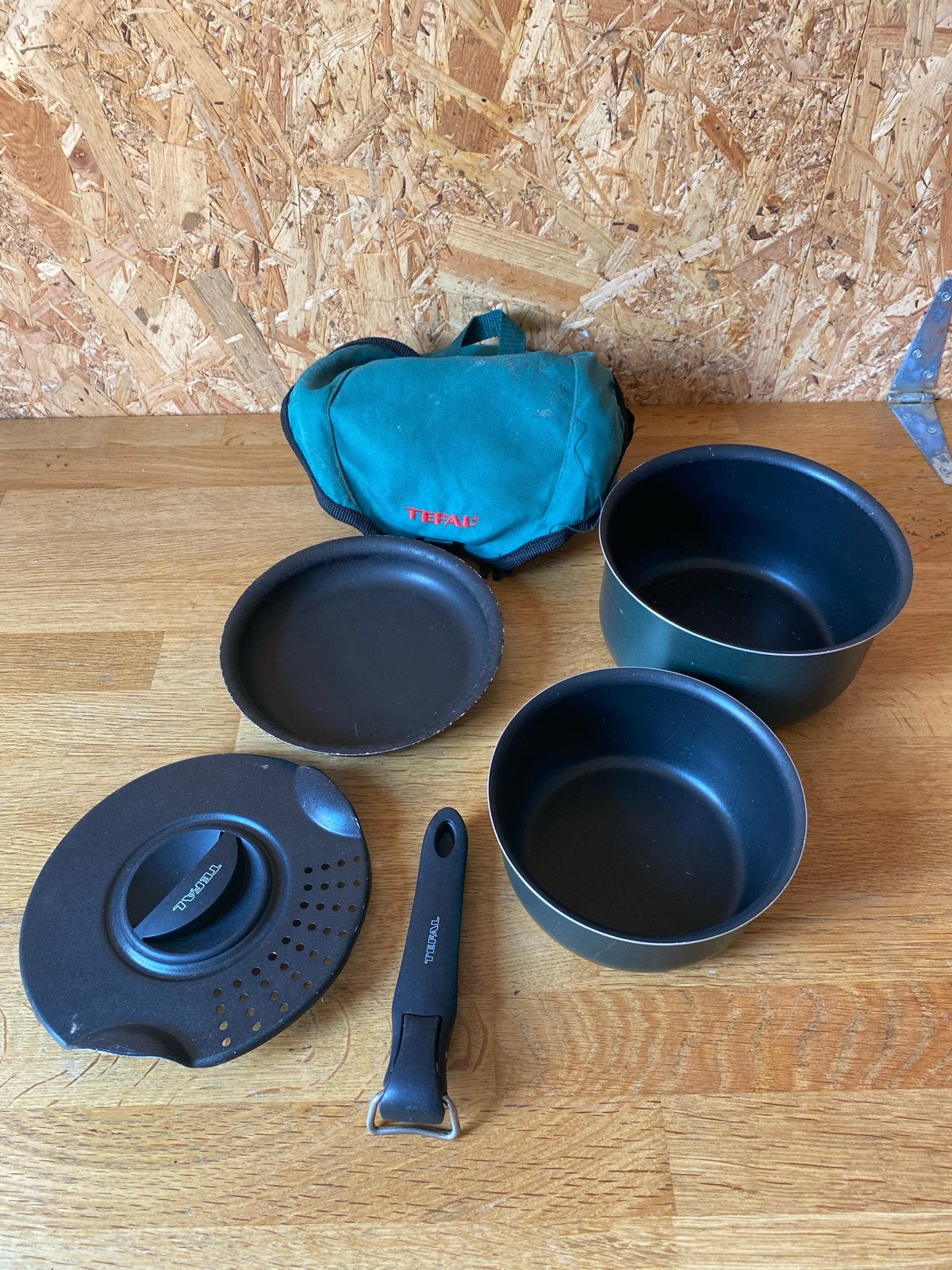 Tefal Pannenset met afneembaar handvat en draagtas, Ophalen, Overige materialen, Afgietsysteem, Pannenset