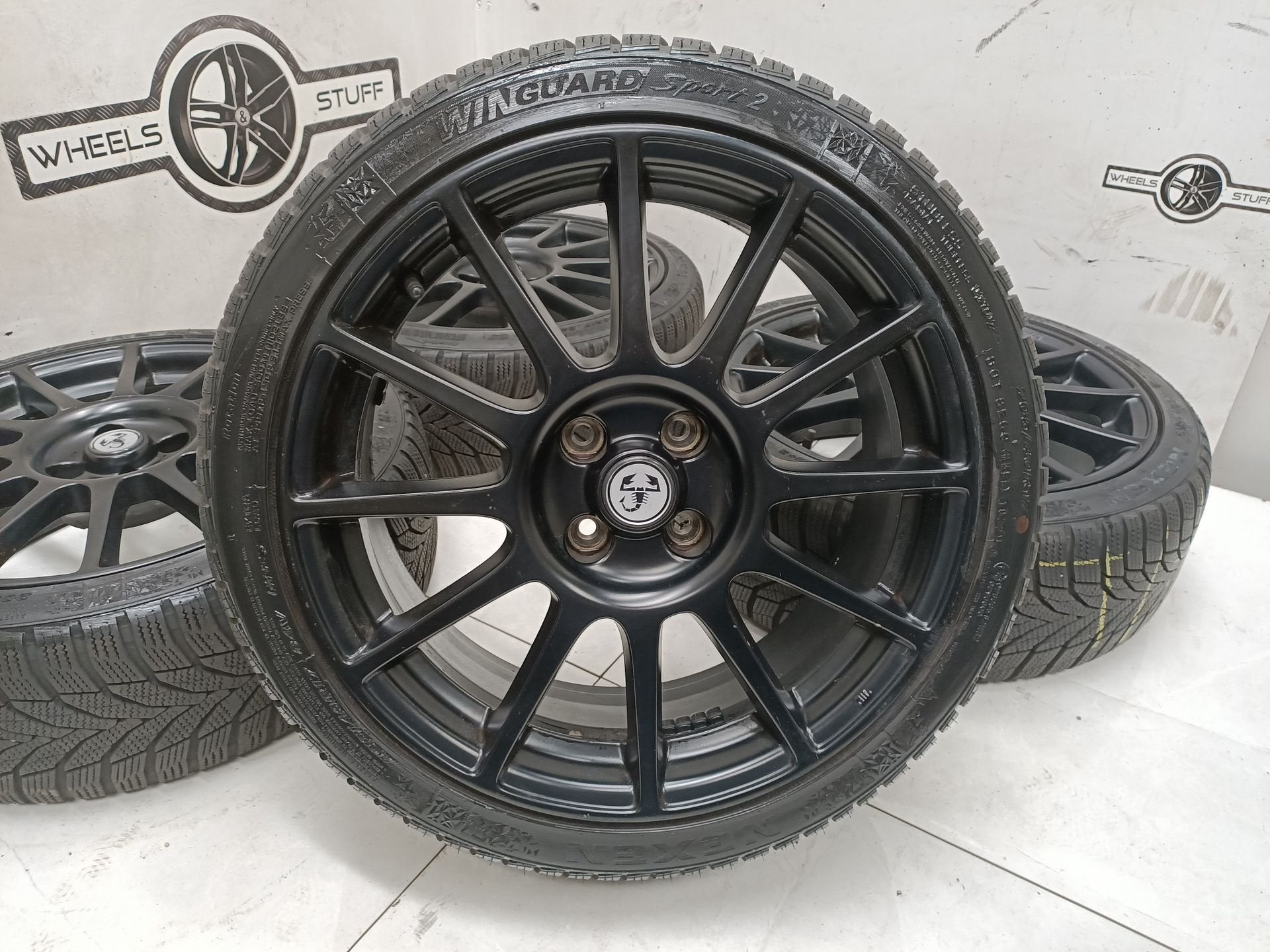 Fiat Abarth lichtmetaal velgen 17"inch winterbanden 4x98, Auto-onderdelen, Gebruikt, -, -, Banden en Velgen