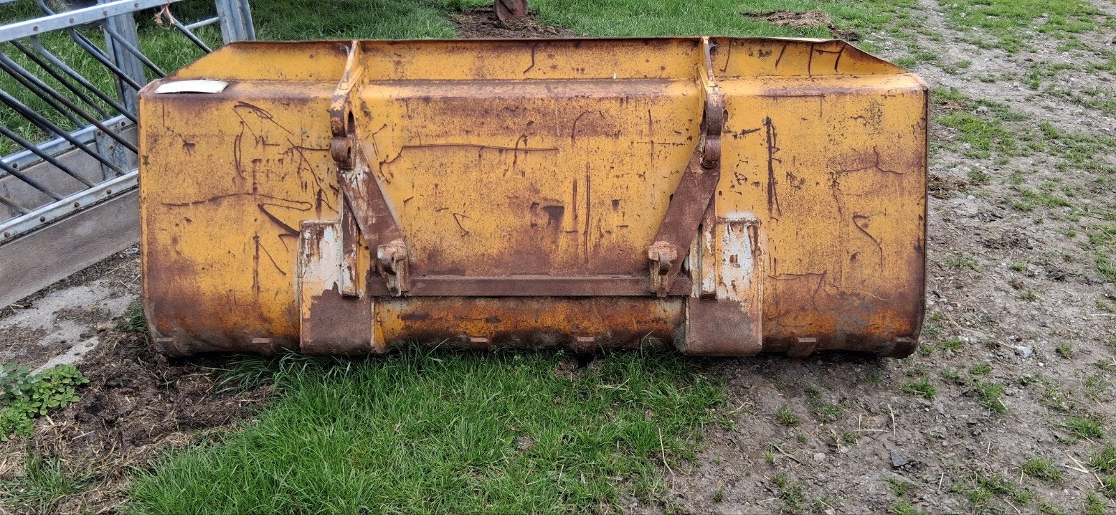 Shovel voorlader bak euro aan sluiting., Ophalen, Gebruikt, Metaal