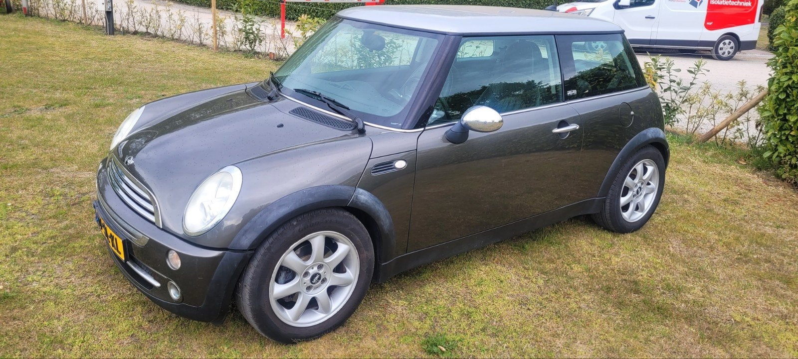 Mini 1.6 16V Cooper 2006 Grijs park lane, Auto's, Mini, Voorwielaandrijving, 4 cilinders, 4 stoelen, Handgeschakeld