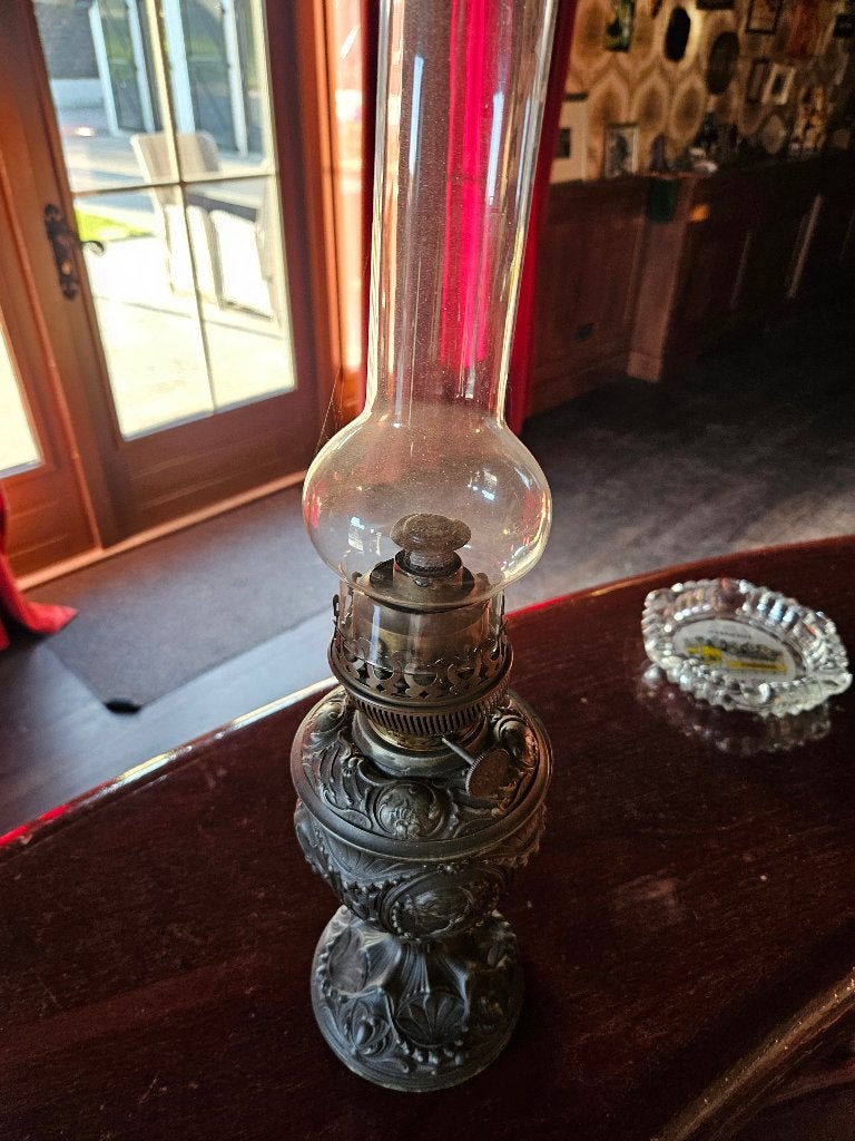 Antieke petroleumlamp, brons, Verre Belge Christal Superieur, Ophalen, Brons