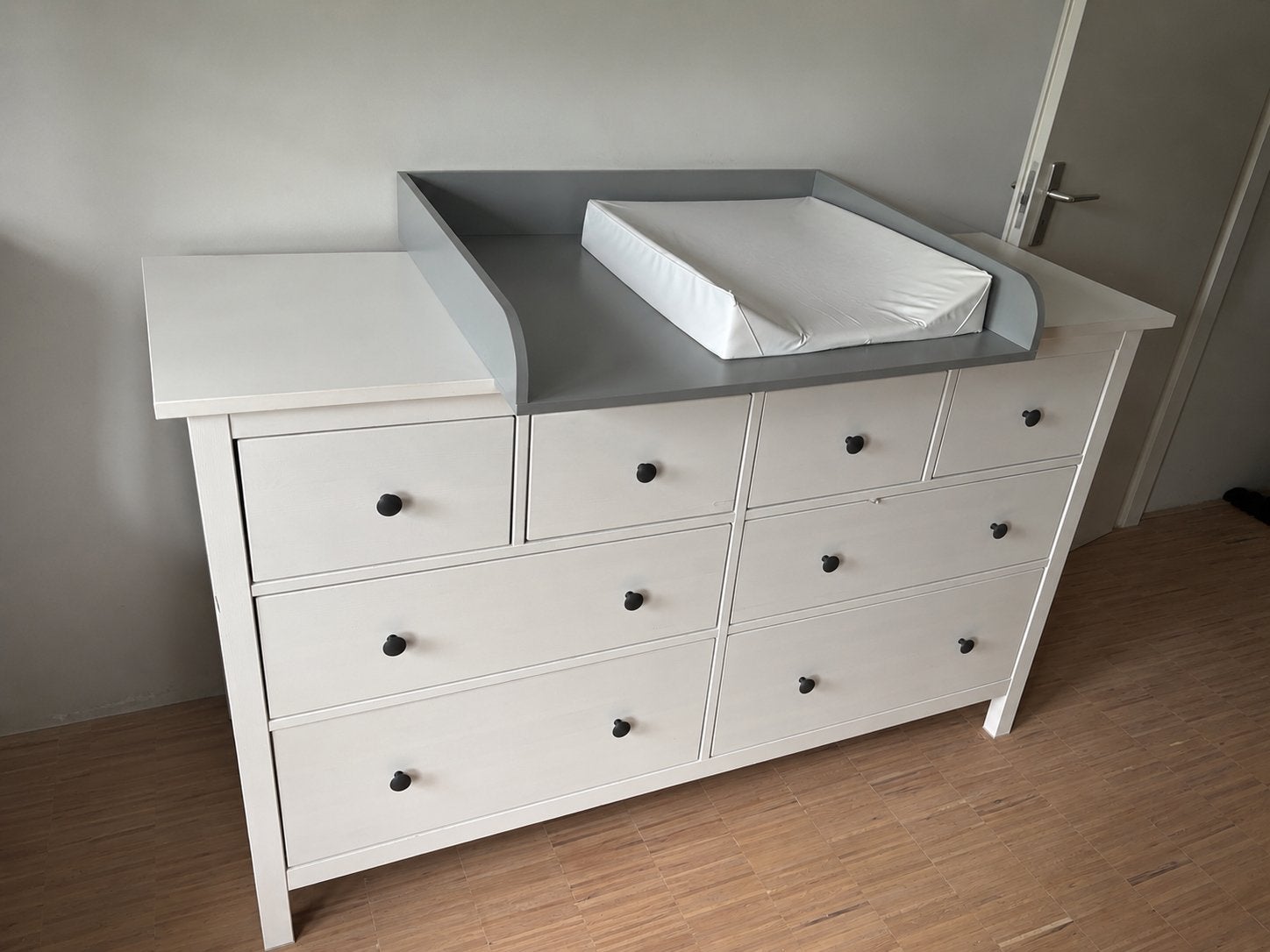 Hemnes ladekast / commode met afneembaar bladvergroter, Ophalen, Gebruikt, 50 tot 70 cm, 100 cm of meer