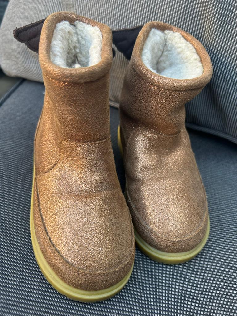Donsje kinderschoenen maat 25 - Zo goed als nieuw, Ophalen of Verzenden, Zo goed als nieuw, Meisje, Schoenen