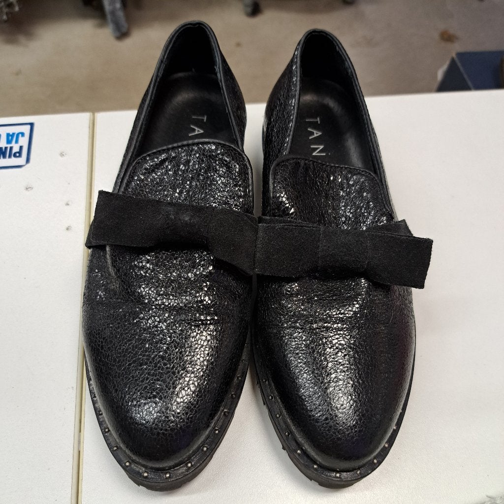 Tango zwarte loafers met suede strik edgy glanzend 38 49967, Kleding | Dames, Tango, Schoenen met lage hakken, ., Zwart