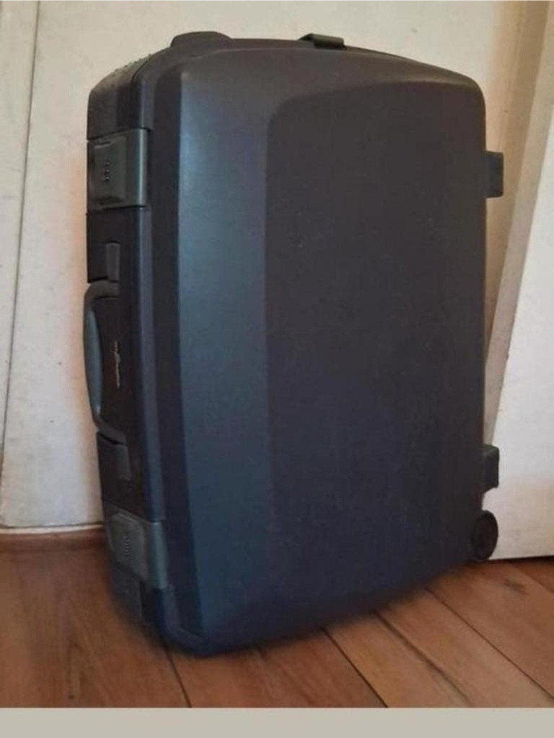 Te koop, VIP merk reiskoffer/Baggage met code slot, Ophalen, Slot