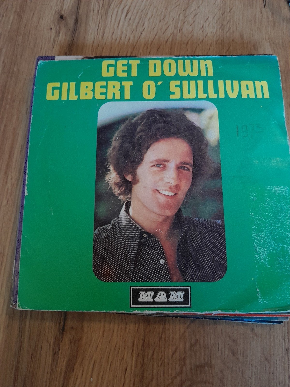 Gilbert o sullivan 7inch get down, Ophalen of Verzenden, Zo goed als nieuw, Pop
