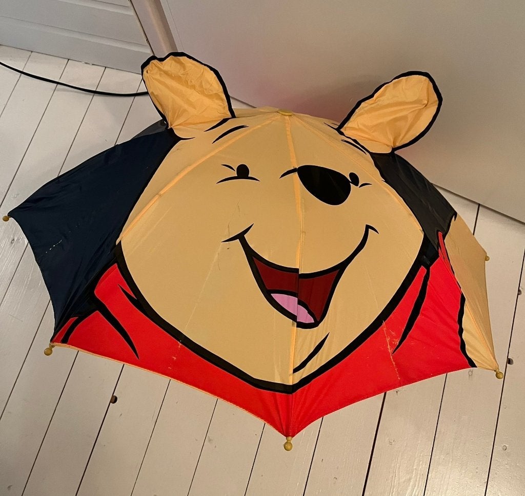 Winnie de Poeh paraplu uit Disneyland Parijs., Ophalen of Verzenden, Zo goed als nieuw