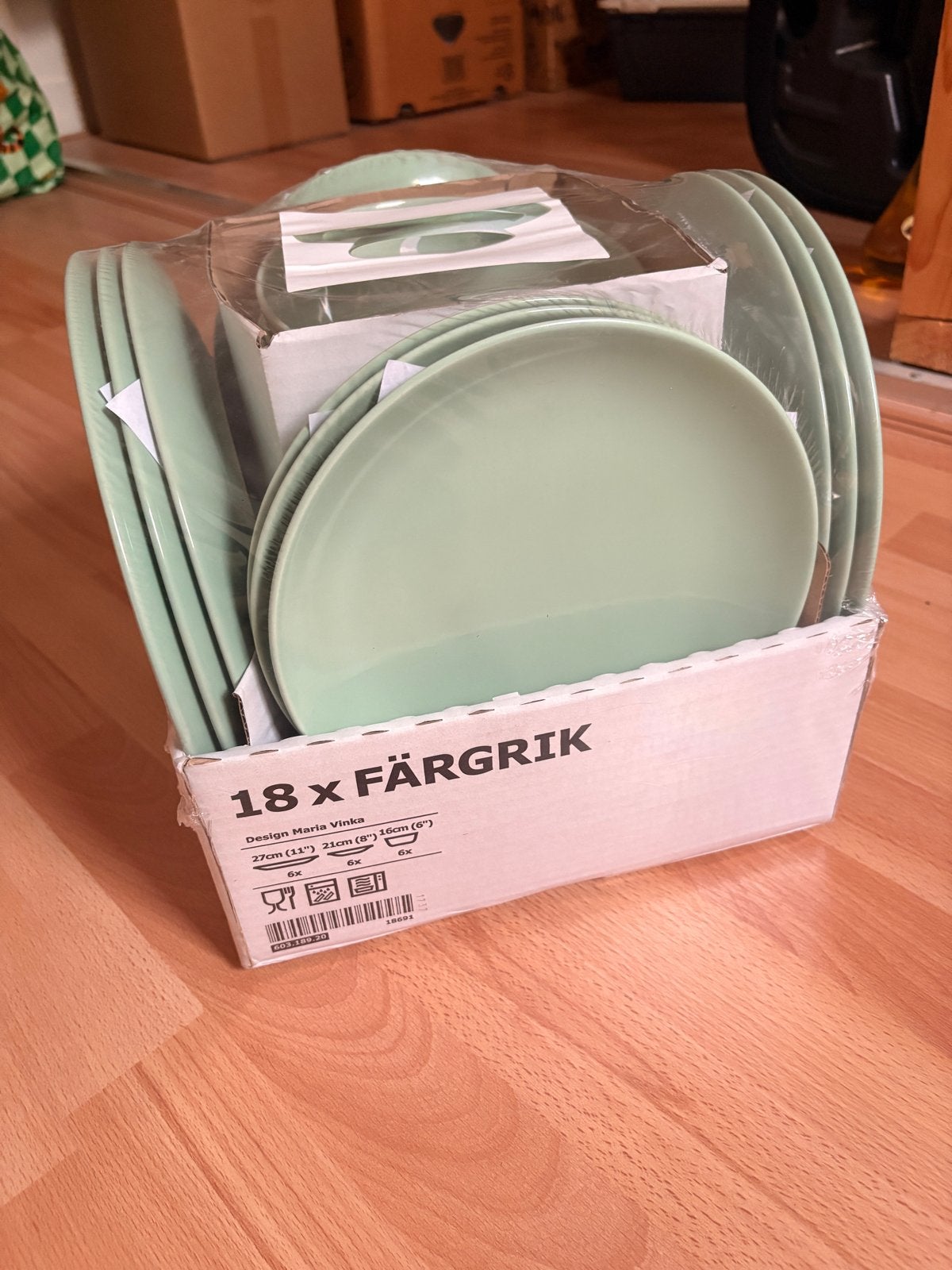 IKEA FÄRGRIK Servies - 18-delig, lichtgroen, Ophalen, Keramiek, Nieuw, IKEA