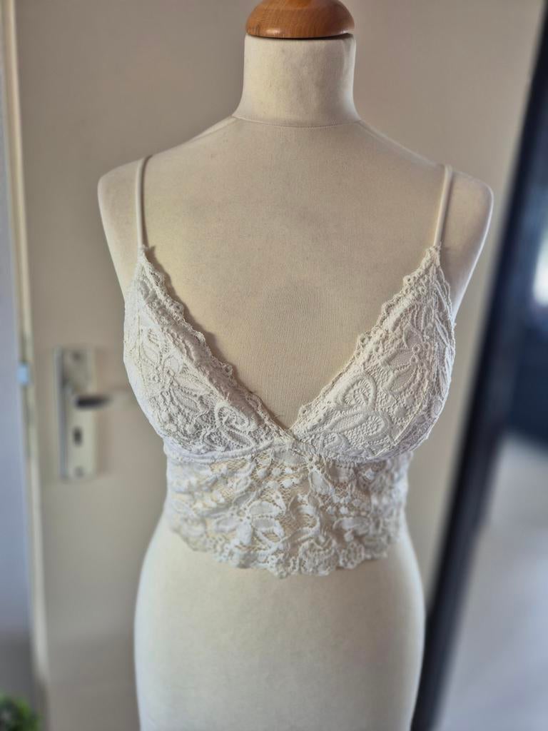 ​Witte Kant Bralette / Crop Top - C&A mt L, Wit, Maat 42/44 (L), Ophalen of Verzenden, Zonder mouw