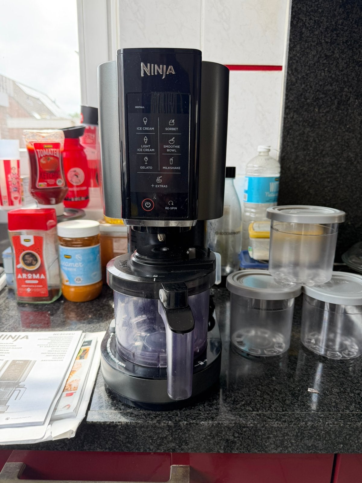 Ninja Creami NC300EU IJsmachine met 3 Bakjes, Witgoed en Apparatuur, IJsmachines, Zo goed als nieuw, Zelfvriezend, Ophalen