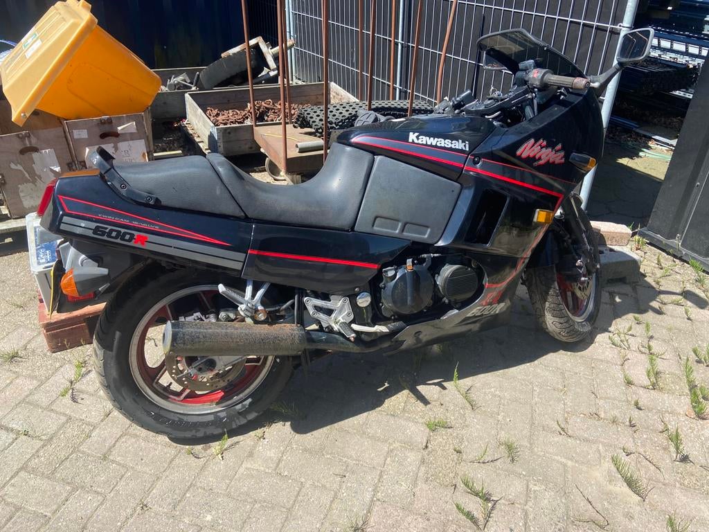 Kawasaki gpx 600, Ophalen, Gebruikt