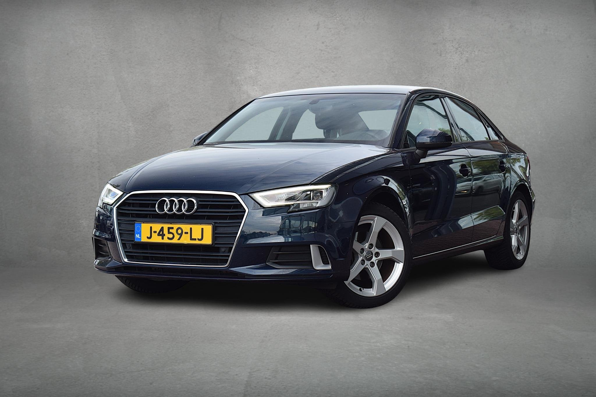 Audi A3 Limousine 30 TFSI Advance | Sportstoelen | Climate |, Voorwielaandrijving, Stof, Gebruikt, Blauw