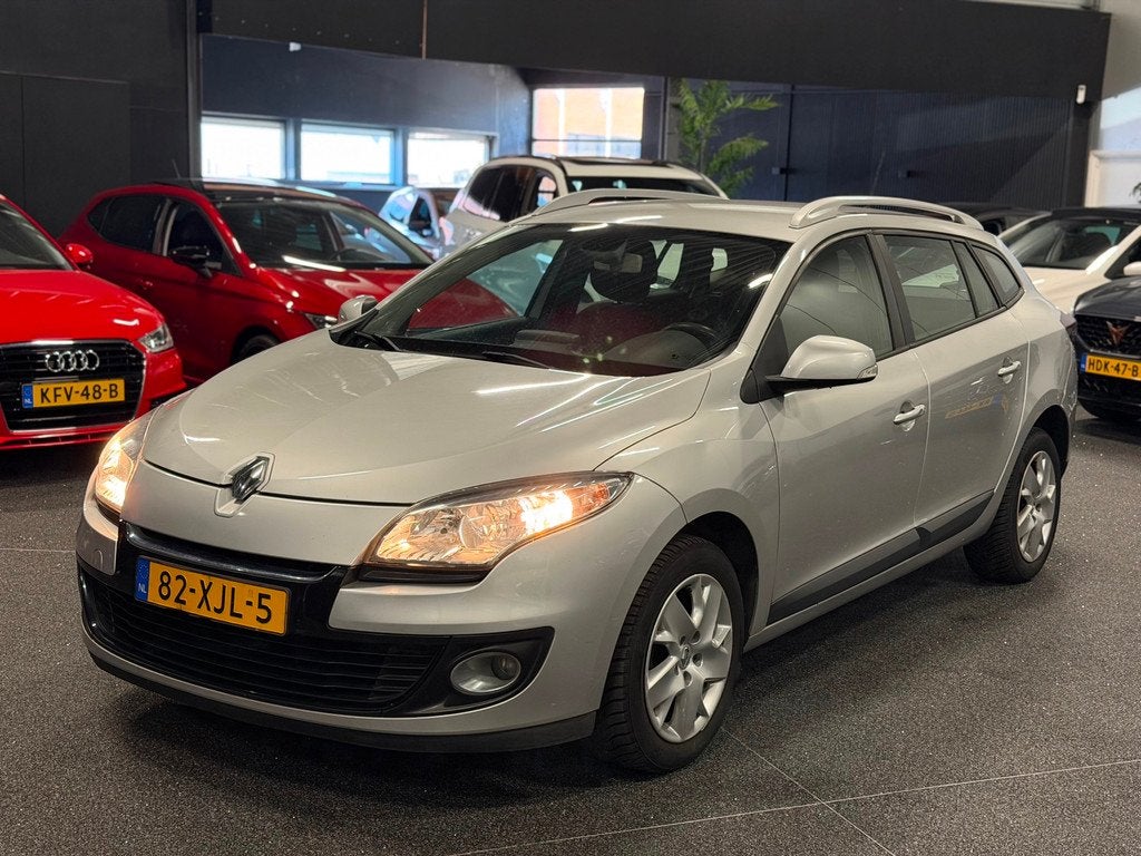 Renault Mégane Estate 1.5 dCi Expression NAVI/CRUISE/PDC/TR, Voorwielaandrijving, Euro 5, Stof, Gebruikt