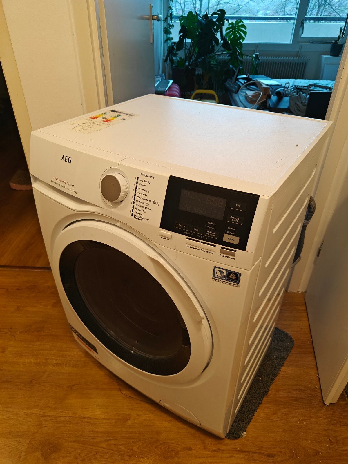 AEG 7000 series, 1200 tot 1600 toeren, Minder dan 85 cm, 8 tot 10 kg, Ophalen of Verzenden