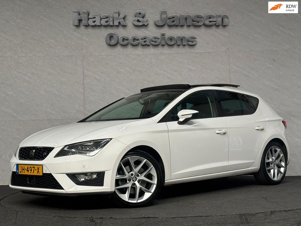 Seat Leon ST 1.8 TSI FR Connect - Pano - Cruise - Camera, 1227 kg, Gebruikt, Euro 6, 4 cilinders