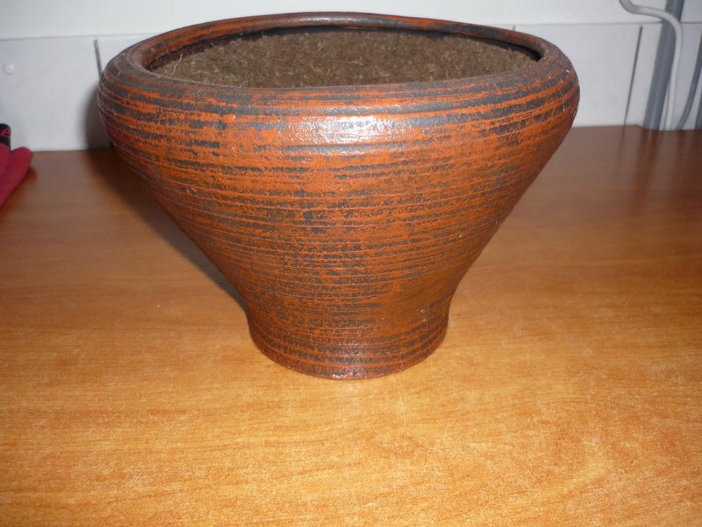 bloem pot, Tuin en Terras, Bloempotten, Rond, Ophalen of Verzenden, Zo goed als nieuw, Aardewerk