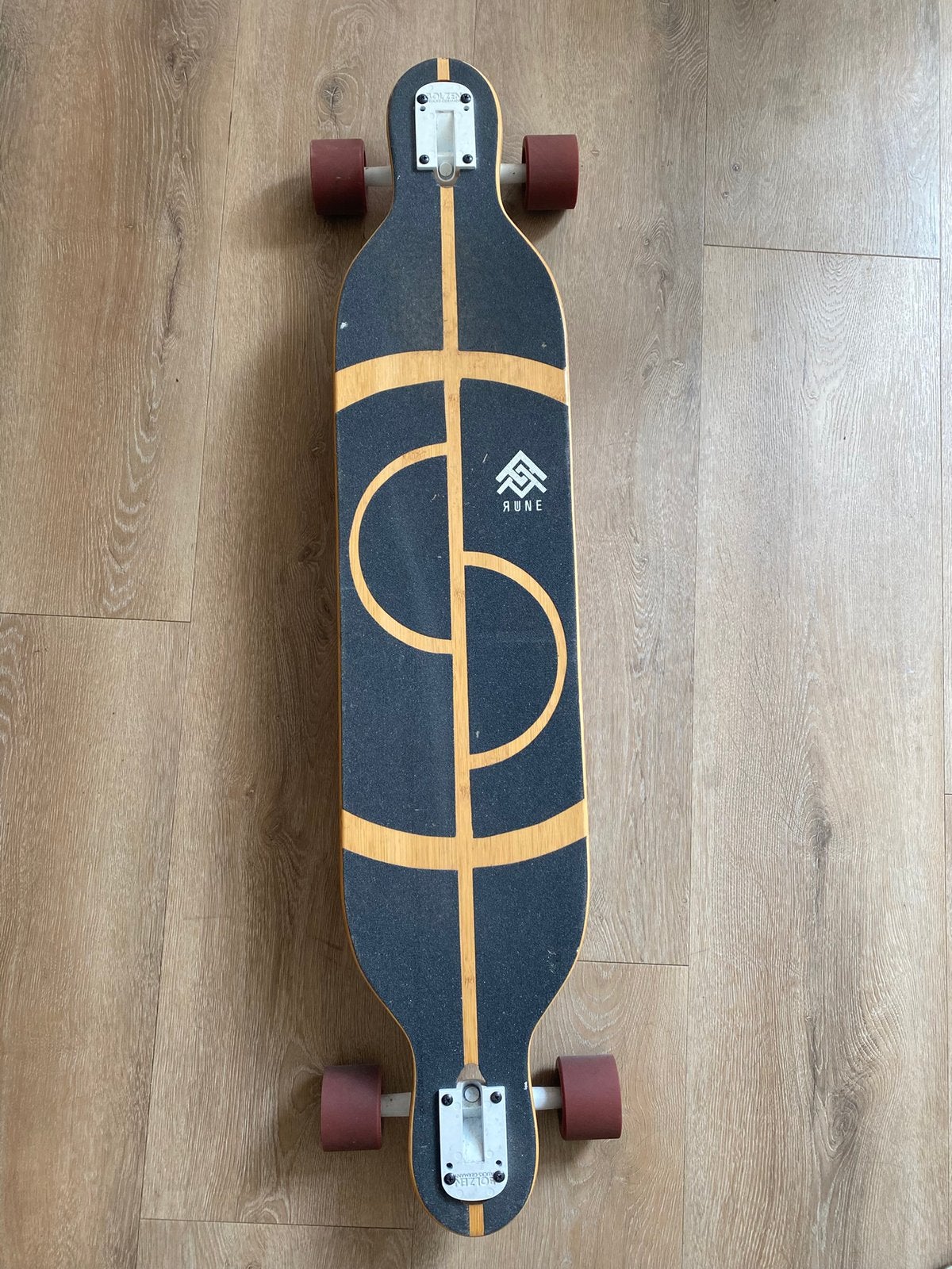 Rune longboard, Sport en Fitness, Skateboarden, Ophalen, Zo goed als nieuw, Longboard