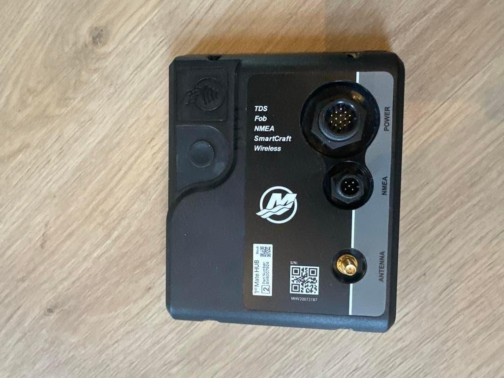 Mercury 1st Mate HUB met 3 fobs en polsbandjes, Ophalen of Verzenden, Zo goed als nieuw, Motor en Techniek