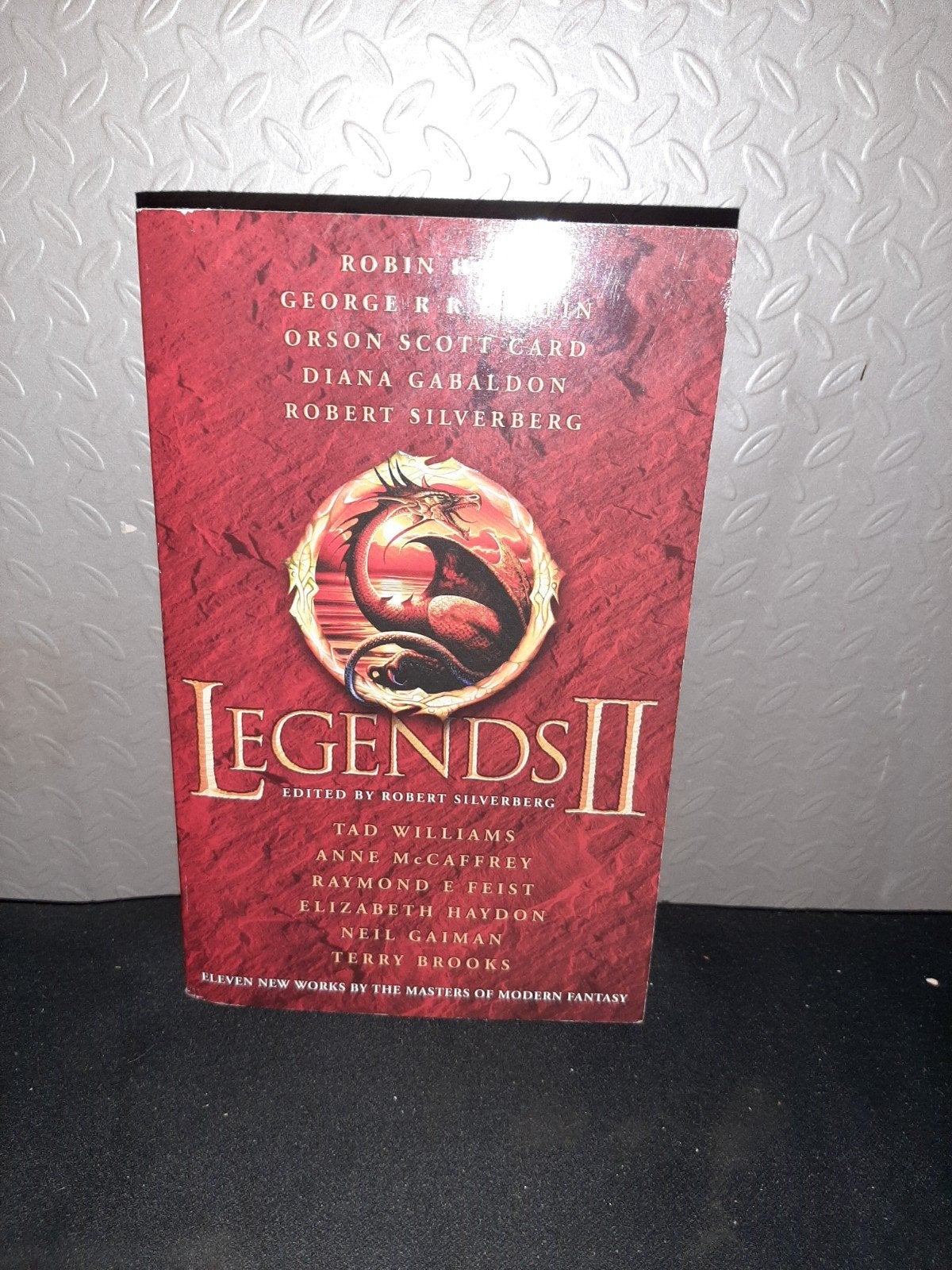 Legends II: Elf nieuwe werken van moderne fantasy, Ophalen of Verzenden, Gelezen