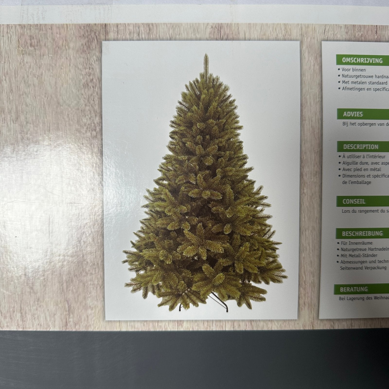 Kerstboom incl lampjes/ballen/piek & vele andere decoratie., Diversen, Ophalen, Zo goed als nieuw