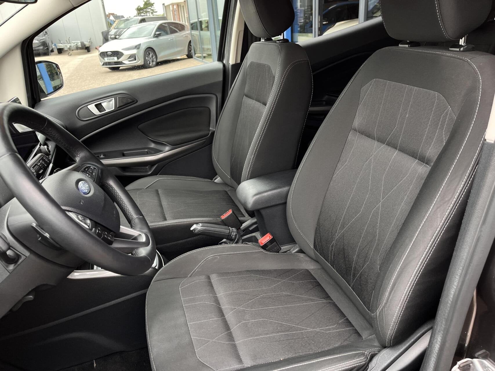 Ford EcoSport 1.0 EcoBoost Titanium 125PK Automaat Winterpac, Gebruikt, Ecosport, 3 cilinders, SUV of Terreinwagen