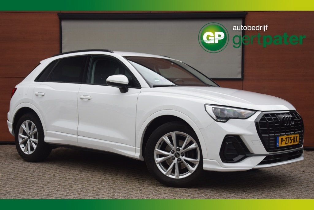 Audi Q3 35TFSI Advanced Trekhaak/Sportstoelen/Standkachel/Zw, Auto's, Automaat, Stof, 4 cilinders, 150 pk