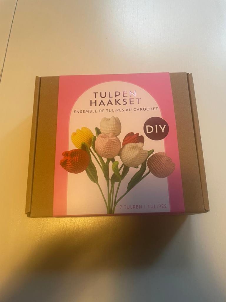Tulpen haakset. Nooit gebruikt, Ophalen of Verzenden, Nieuw, Haken, Wol of Garen
