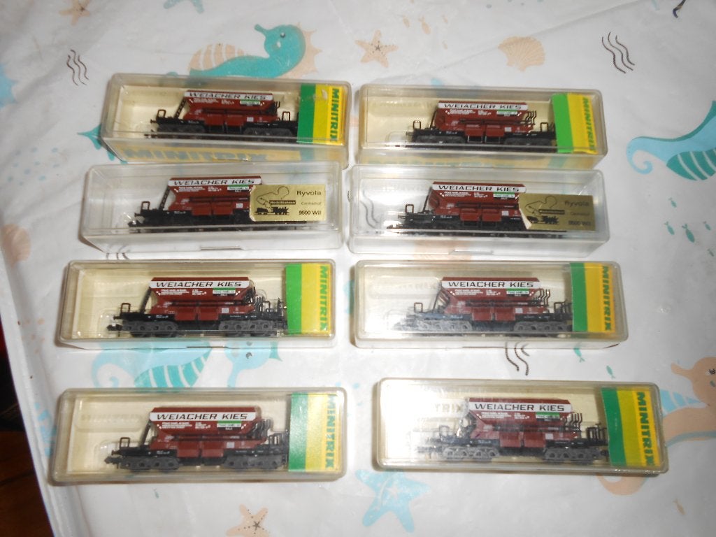 Minitrix 13294, 8x de kieswagons WEIACHER uit Zwitserland, Hobby en Vrije tijd, Modeltreinen | N-Spoor, Treinset, Gelijkstroom