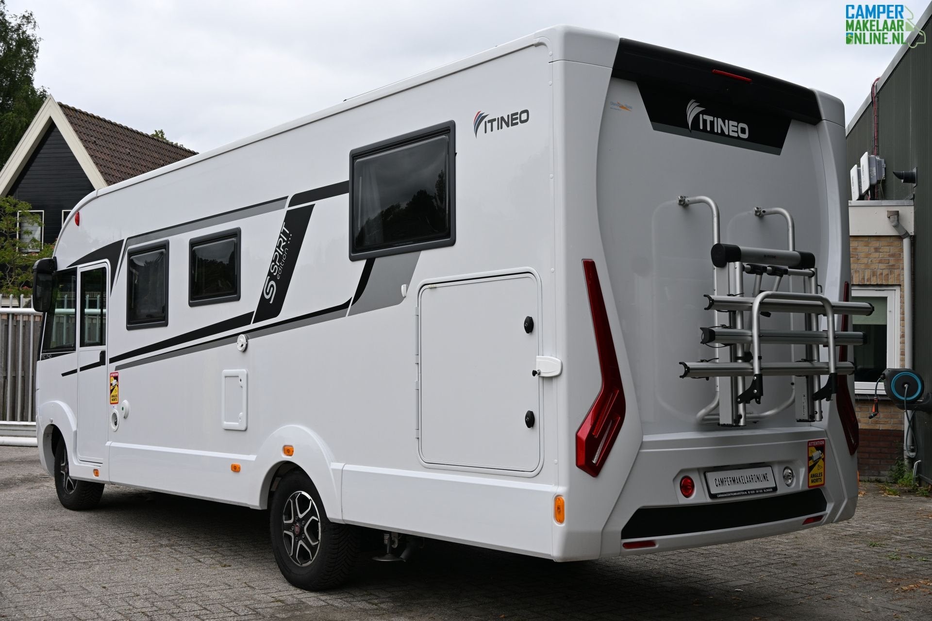 Itineo MC 740+ |Cas. Luifel|Level systeem|Max van, Caravans en Kamperen, Campers, Standaard zit, Bedrijf, Diesel, 7 tot 8 meter