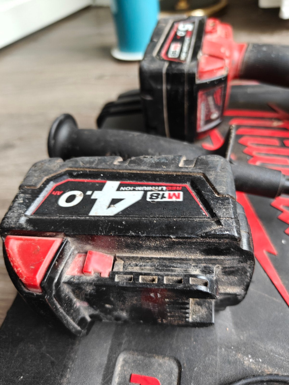 Milwaukee M18 FDD accu Boor-/Schroefmachine met Accu's en La, Variabele snelheid, Ophalen of Verzenden, Boor- en Schroefmachine