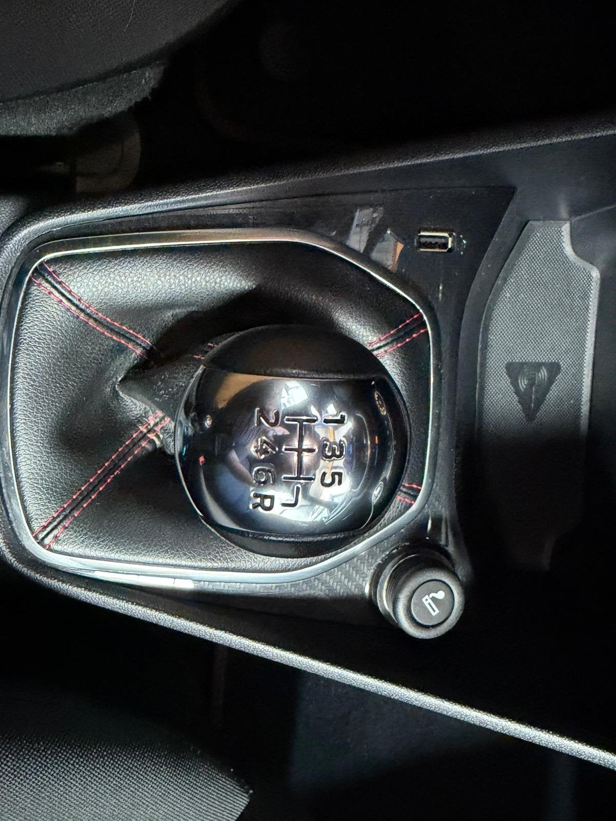 Foto 17 van Ford Fiesta 1.0 EcoBoost ST-Line X 140PK CARPLAY