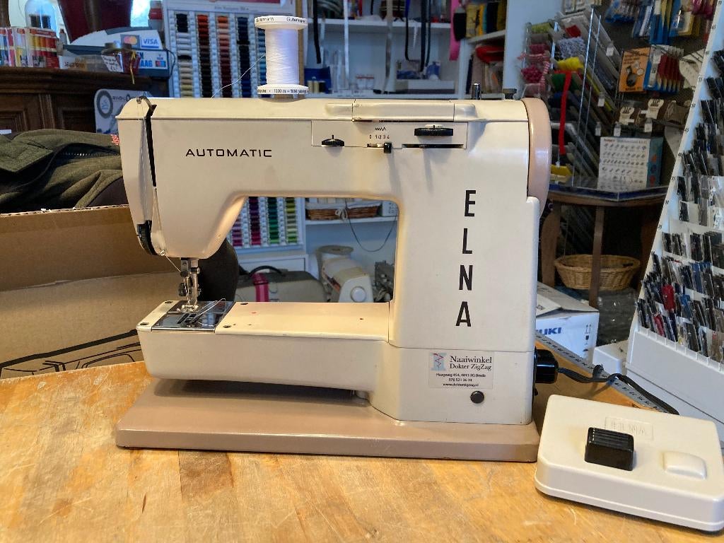 Elna Automatic - gereviseerde vintage naaimachine, Hobby en Vrije tijd, Naaimachines en Toebehoren, Overige merken, Gebruikt, Zwitserland