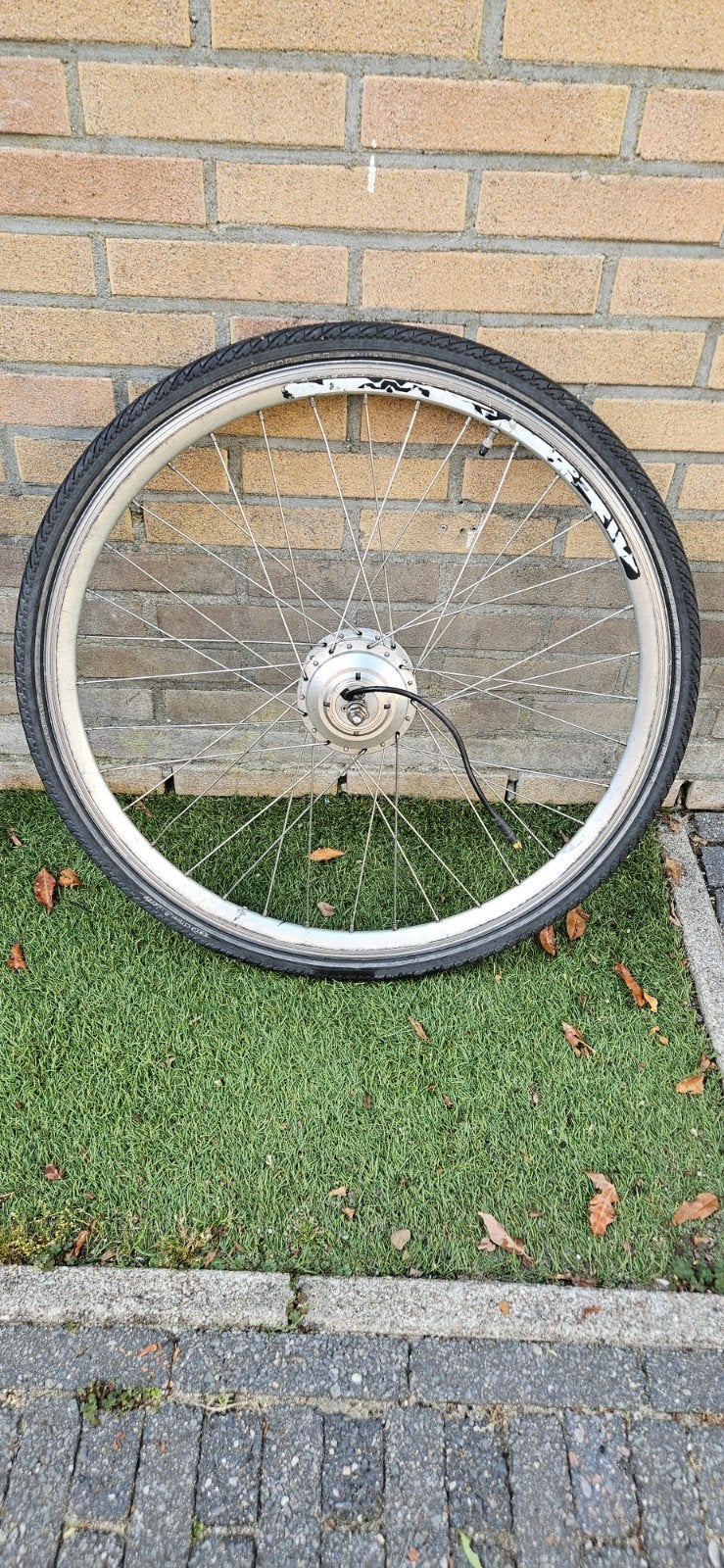 Stella voorwiel met motor voor elektrische fiets, Fietsen en Brommers, Fietsonderdelen, Gebruikt, Stella, Ophalen of Verzenden