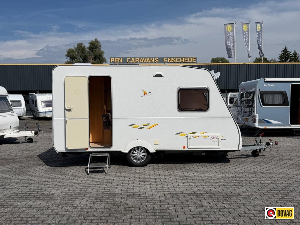 Sterckeman Starlett 420 CP Met mover!, Caravans en Kamperen, Caravans, Sterckeman, Bedrijf, Treinzit, Schokbreker