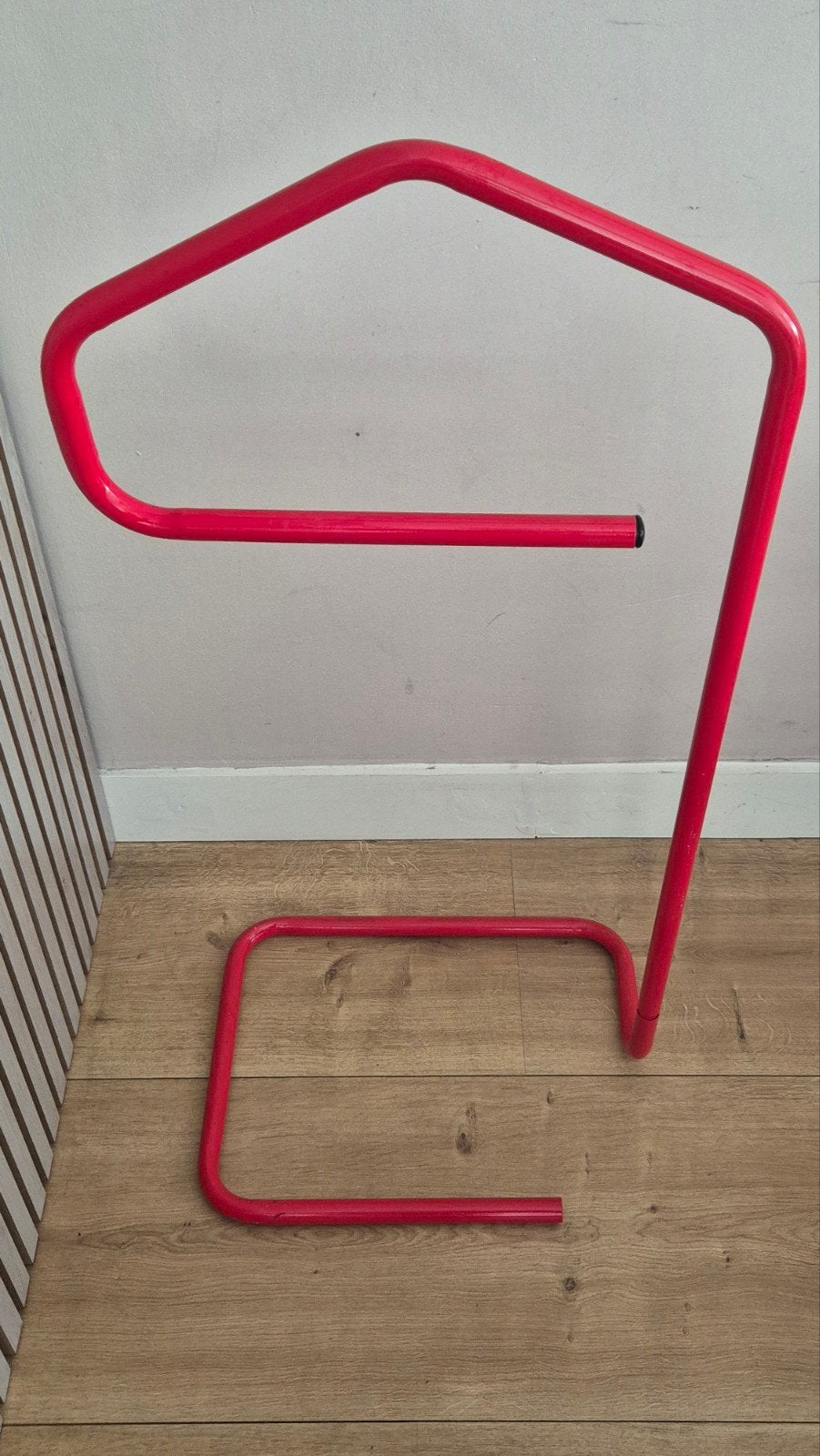 Vintage IKEA Niels Gammelgaard Dressboy Kapstok Rood, Ophalen, Gebruikt, 100 tot 150 cm, Metaal