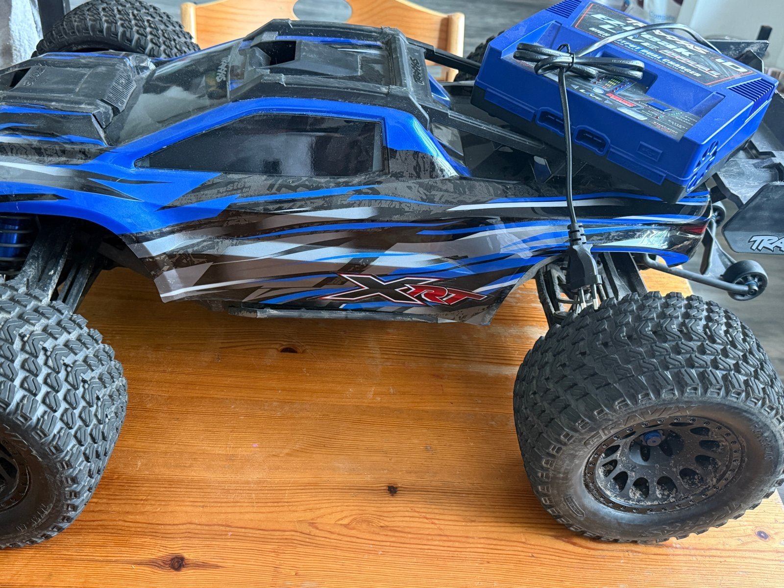 Traxxas XRT RC Auto - Zo goed als nieuw, Elektro, Auto offroad, Ophalen of Verzenden, Zo goed als nieuw