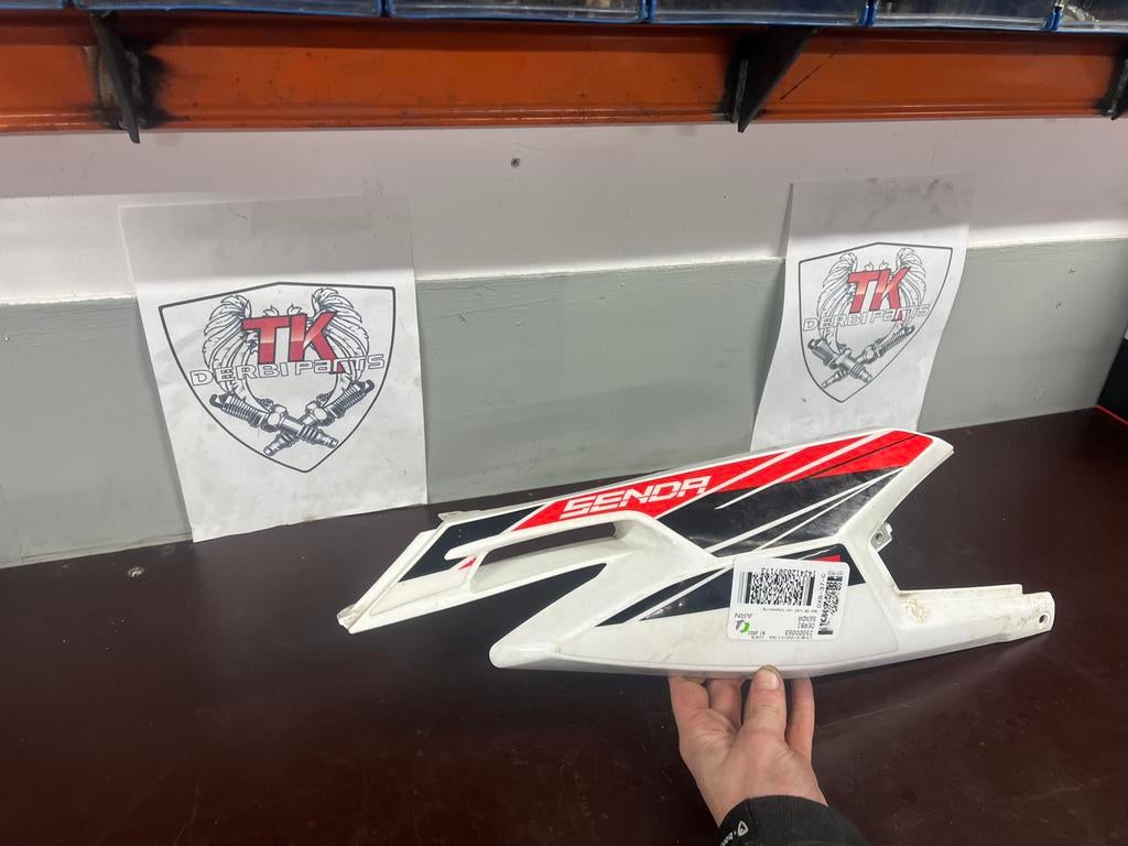 Derbi kap rechts achter vanaf 2018, Gebruikt, Ophalen of Verzenden, Nvt, Kap