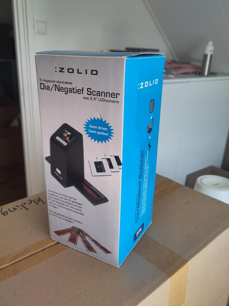 iZOLID Dia/Negatief Scanner — NIEUW IN DOOS, Computers en Software, Scanners, Diascanner, Nieuw, Ophalen of Verzenden, Overige