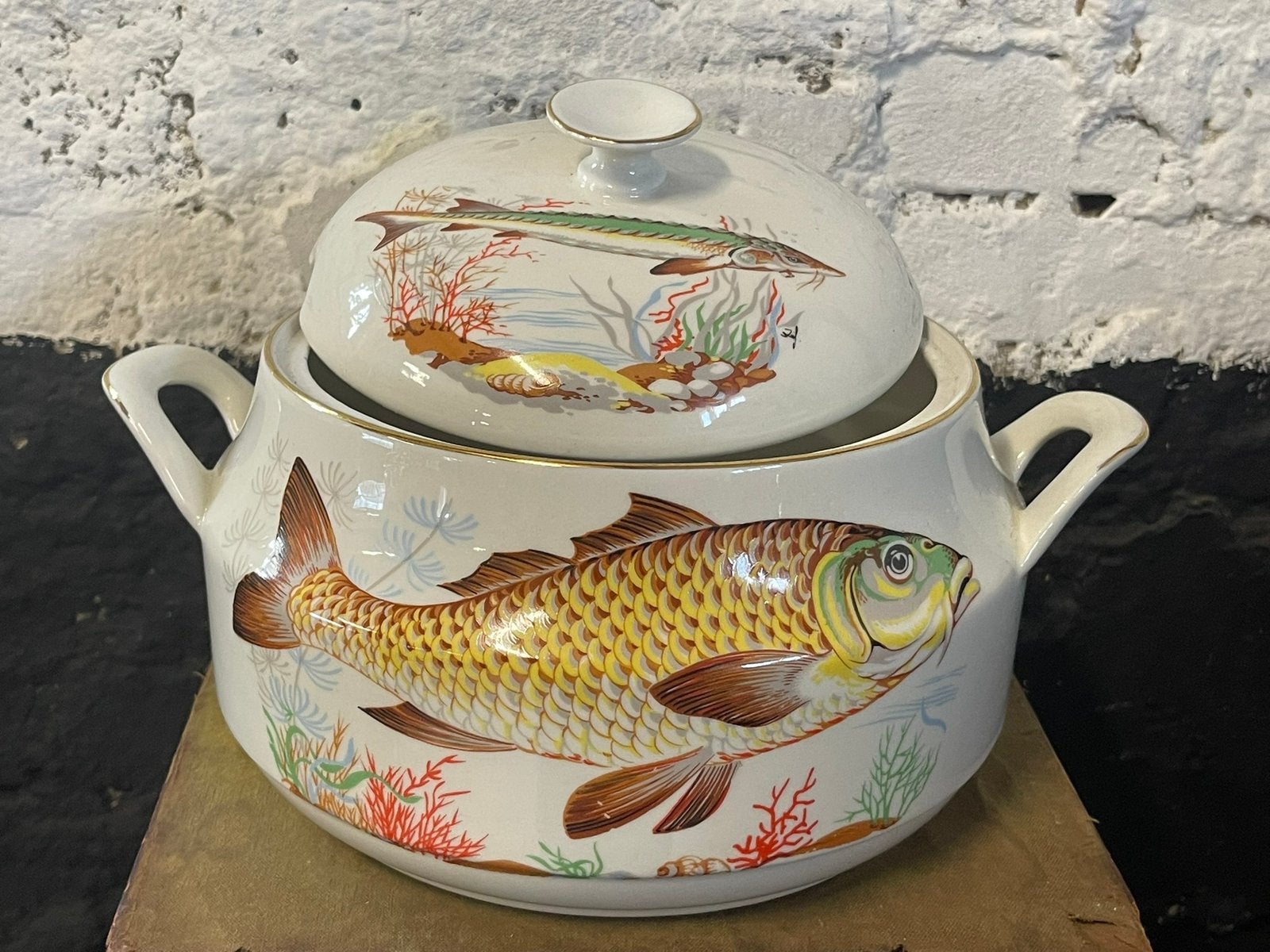 vintage mid century soepterrine / serveerschaal vis decor, Ophalen of Verzenden, Overige stijlen, Schaal of Schalen