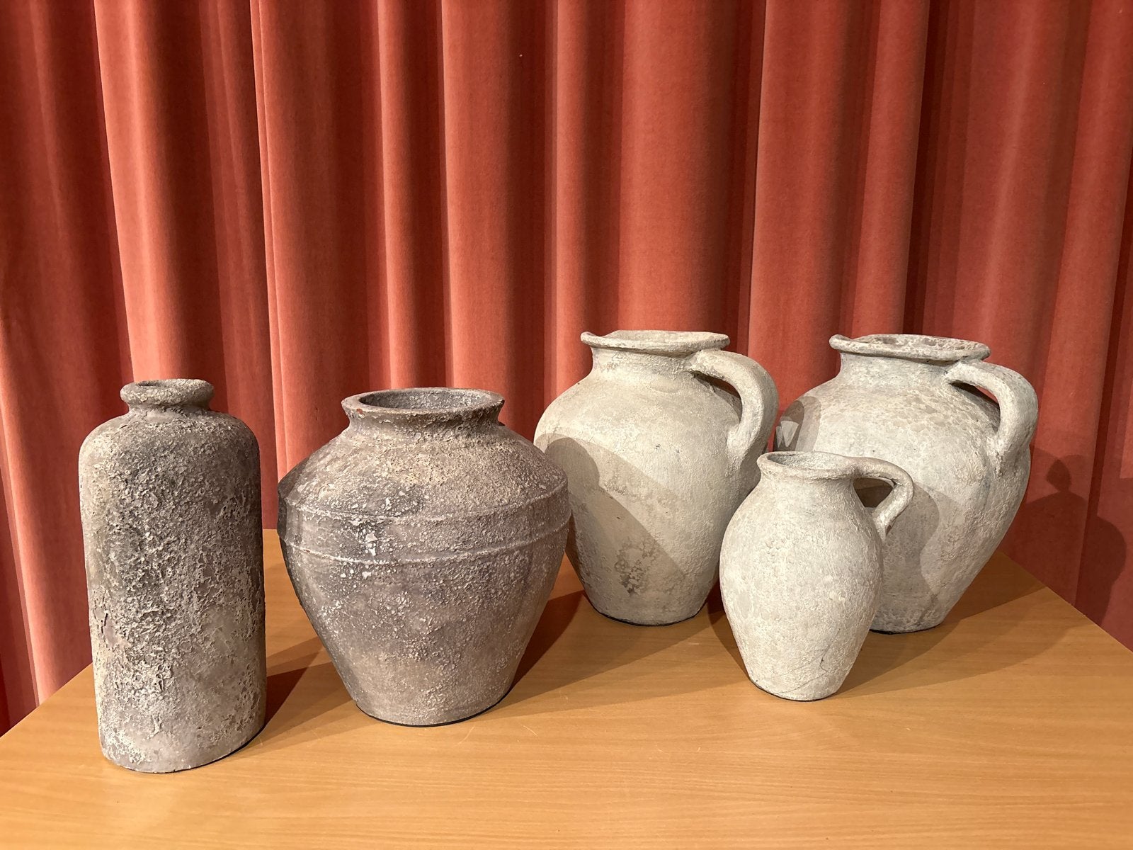 Set van diverse stenen vazen - Decoratieve potten, Antiek en Kunst, Antiek | Vazen, Ophalen