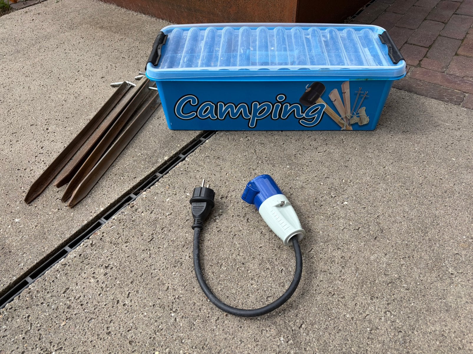 Camping opbergbox Sunware q line, Caravans en Kamperen, Ophalen, Zo goed als nieuw