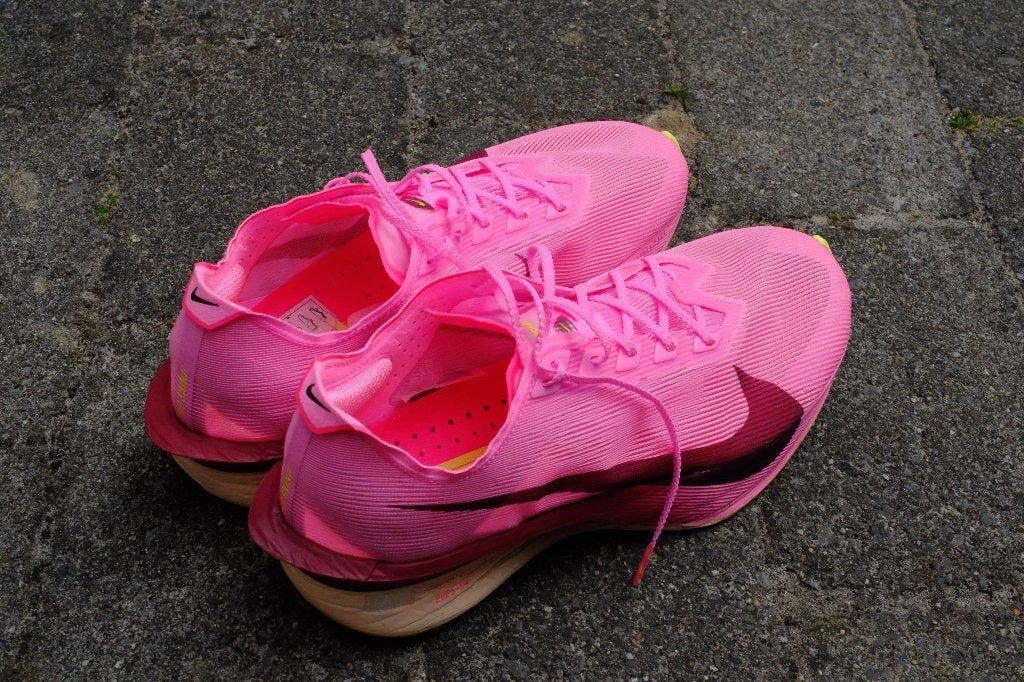 Nike Vaporfly Next% 4 dames maat 43, Hardloopschoenen, Ophalen of Verzenden, Zo goed als nieuw, Hardlopen