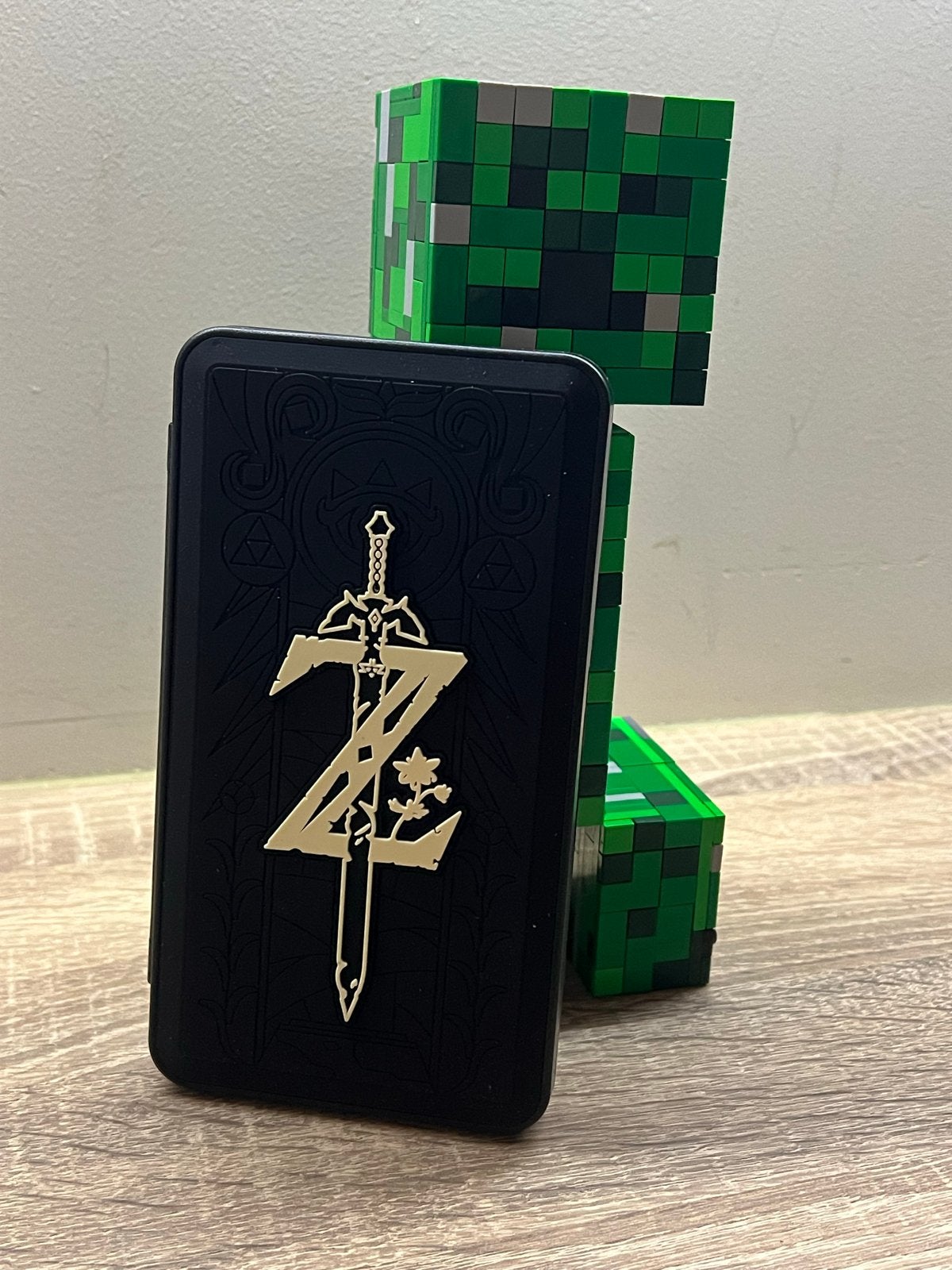 Zelda zwart Nintendo Switch Game Card Case - 24 games, Ophalen of Verzenden, Nieuw, Zonder controller, Switch Original