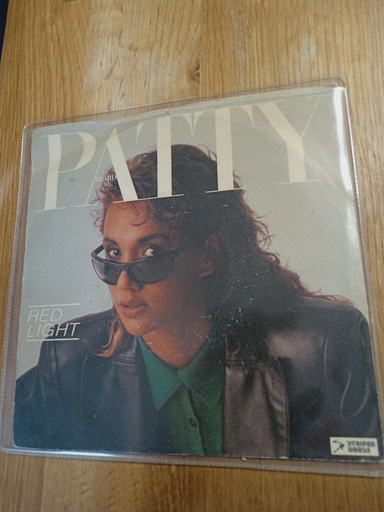 single Patty Brard - Red Light (1985), Gebruikt, 7 inch, Ophalen of Verzenden, Pop