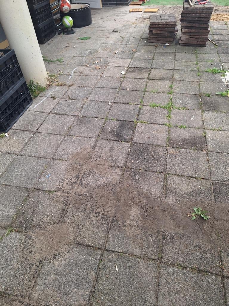 Gratis gebruikte terrastegels van beton, Tuin en Terras, Ophalen, Gebruikt, 10 m² of meer, Beton